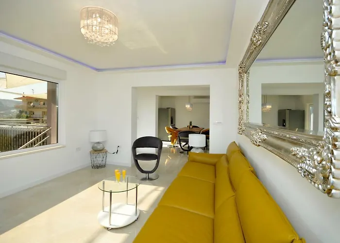 Miranda Τρογκίρ