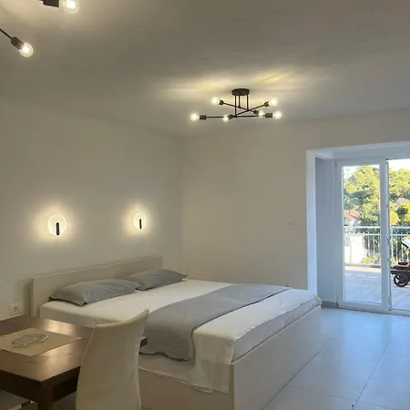 Miranda Apartment Trogir
