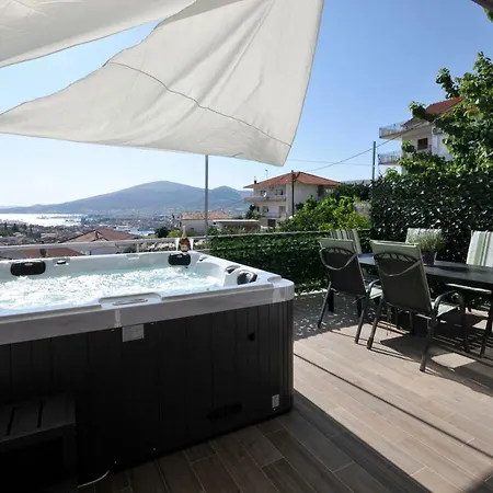 شقة Miranda تروغير